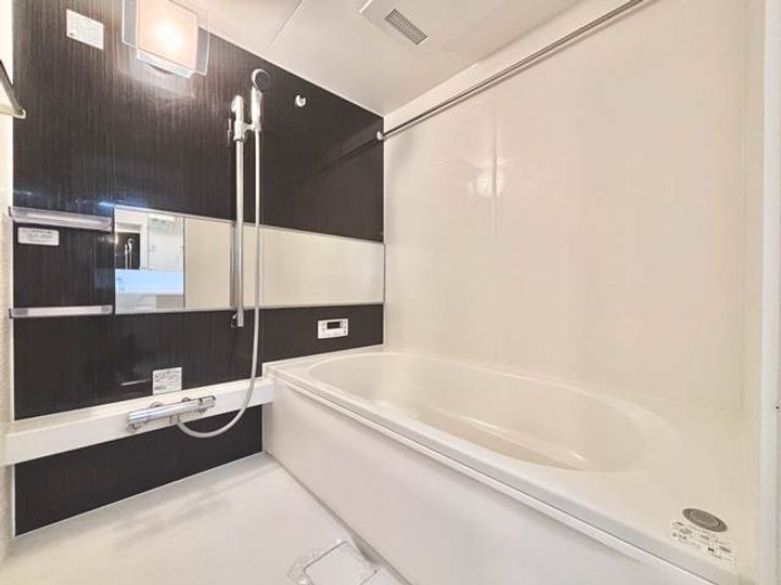 ヴォワ・リーブルの風呂