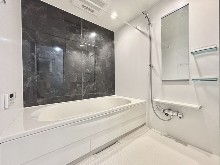 フェリーチェの風呂