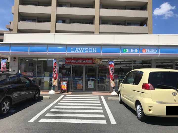 インターフェイスビルの周辺