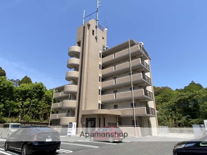 熊本県熊本市中央区黒髪4丁目の賃貸マンションの外観