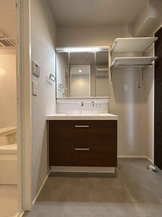 熊本県菊池郡菊陽町大字津久礼の賃貸マンションの内装