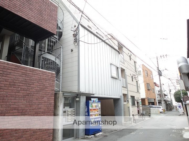 リバパティ水道町302の外観