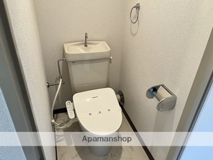 コート黒髪のその他画像