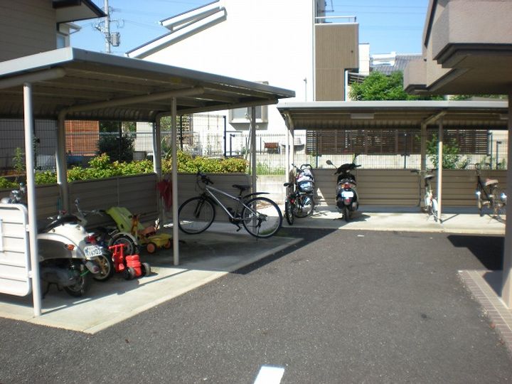 シャルムオヤマの外観