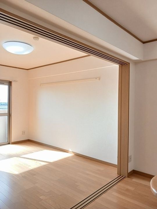 PLEASURESのその他画像