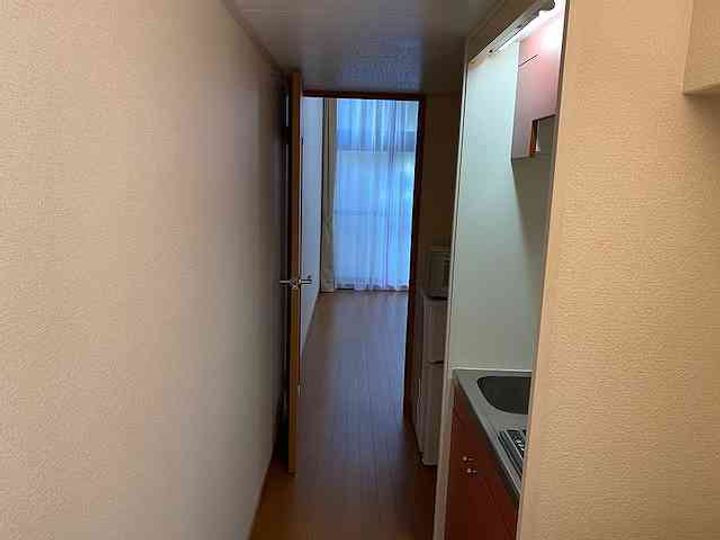 レオパレス祇園橋207の玄関