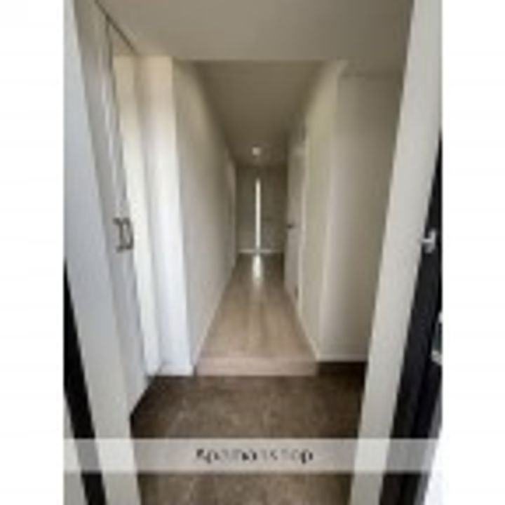 熊本県熊本市西区春日7丁目の賃貸マンションの玄関