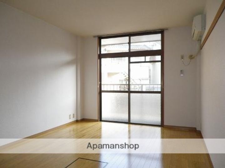 イーストレジデンスの居間