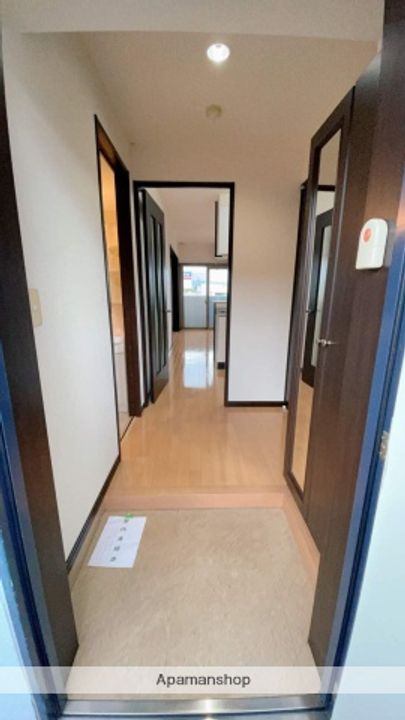 リンデンバウムはませんの玄関