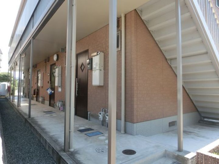 熊本県熊本市南区南高江1丁目の賃貸アパートの外観