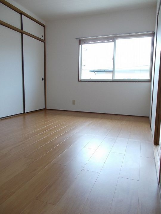 NEWCITY参番館の居間