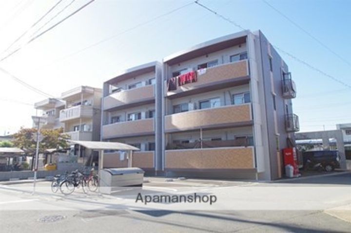 クロノス33沼山津の外観