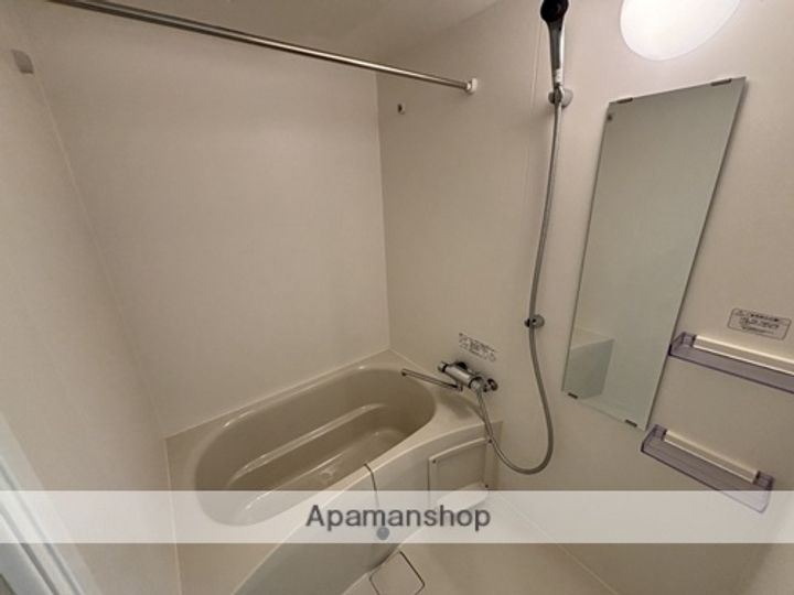 COLAS MIFUNE EASTの風呂