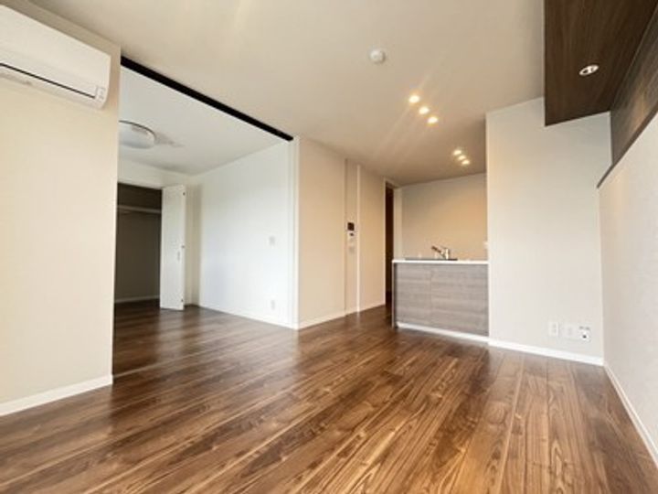 シャーメゾン壺川の居間