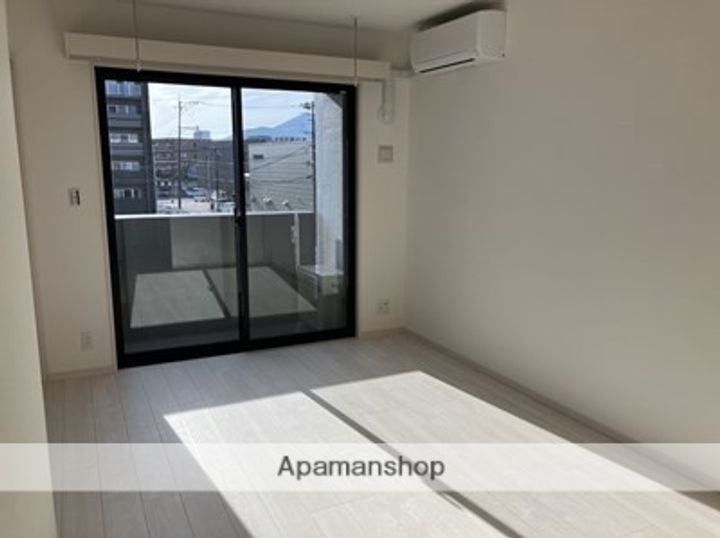 メイン白山の居間