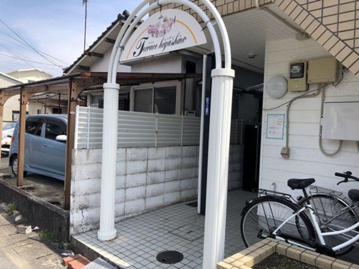 テラス東野の外観