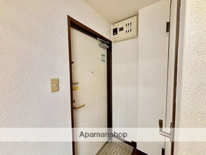 コンフォート乃ぞみの玄関