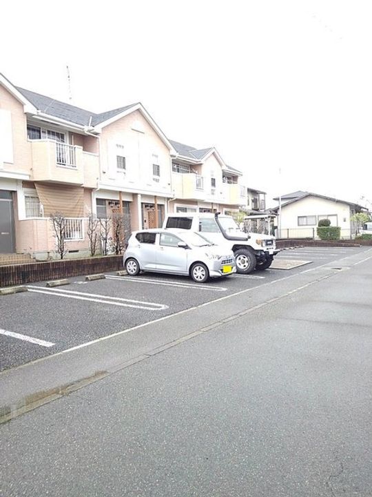 メゾンナカシマⅢAの外観