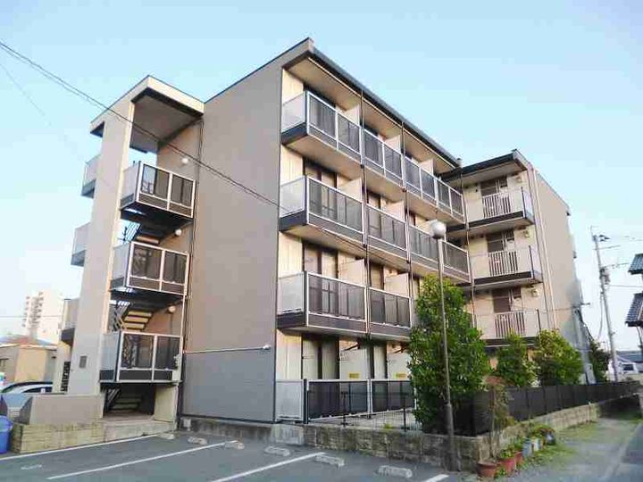 レオパレスリフレ琴平206の外観