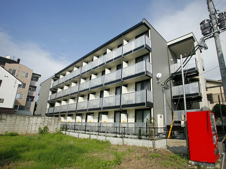 レオパレスROSEMARRYⅢ409の外観