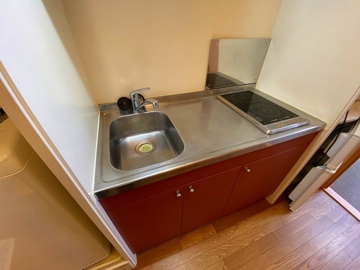 レオパレス熊大東201のキッチン