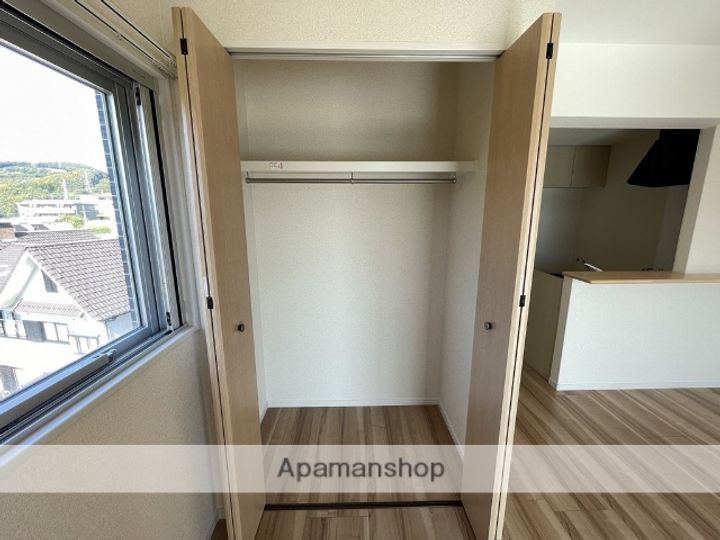 SAINT−HURSTのその他画像