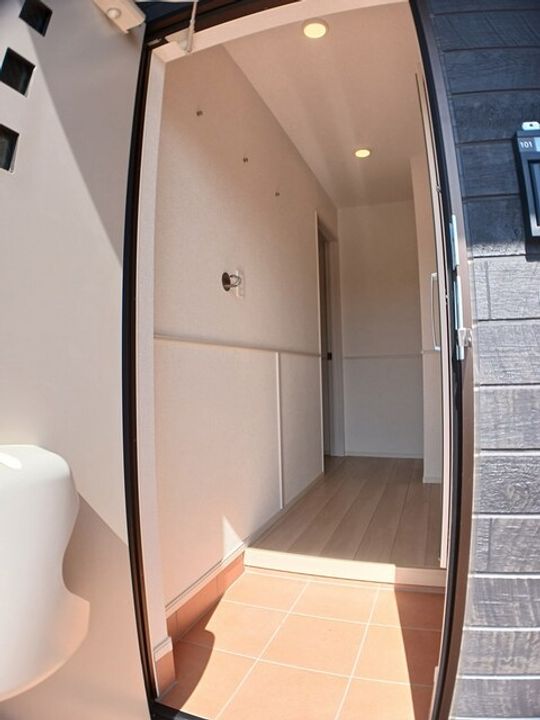 クランメゾンの玄関