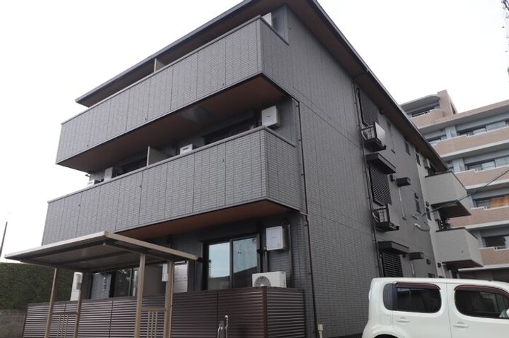SOLANAIIIの外観