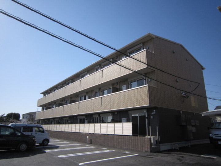 ラフィーネ益城 B棟の外観