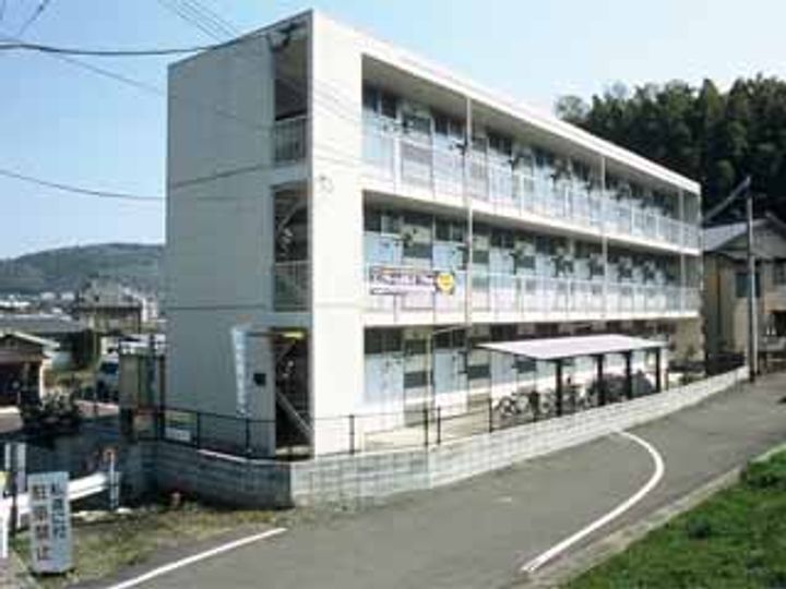 レオパレスUCHIKOSHI306の外観