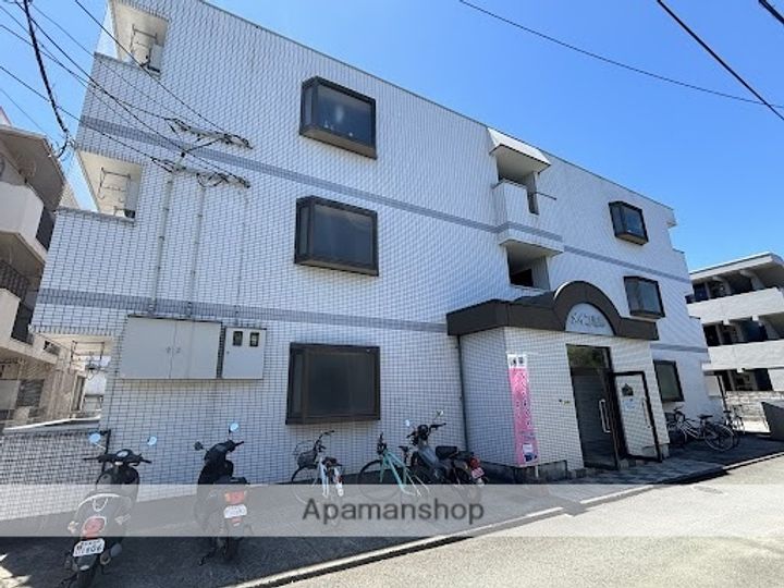 熊本県熊本市中央区渡鹿3丁目の賃貸アパートの外観