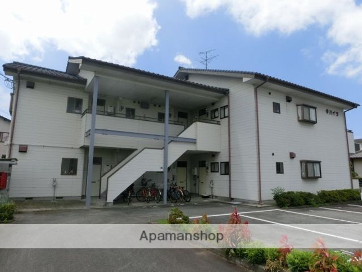 熊本県熊本市南区刈草3丁目の賃貸アパートの外観