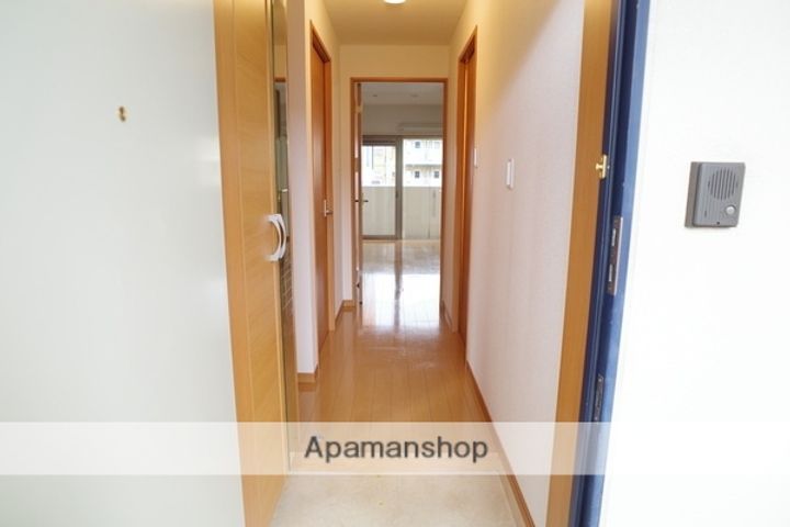 熊本県熊本市中央区菅原町の賃貸マンションの玄関