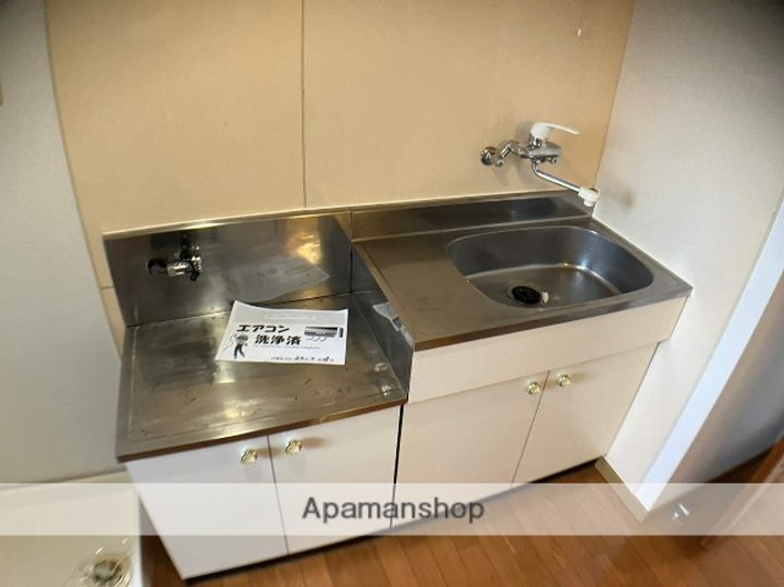 熊本県熊本市中央区本荘6丁目の賃貸アパートのキッチン