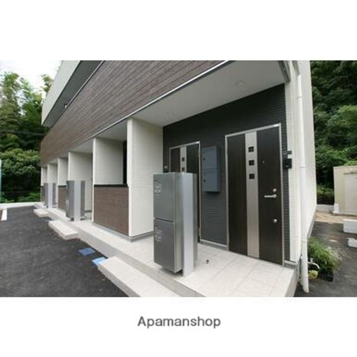 ヒルズ春日の外観