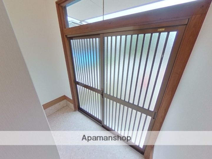 熊本県熊本市西区蓮台寺3丁目(一戸建)の賃貸物件の玄関