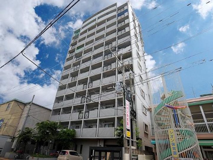 朝日プラザ新町の外観