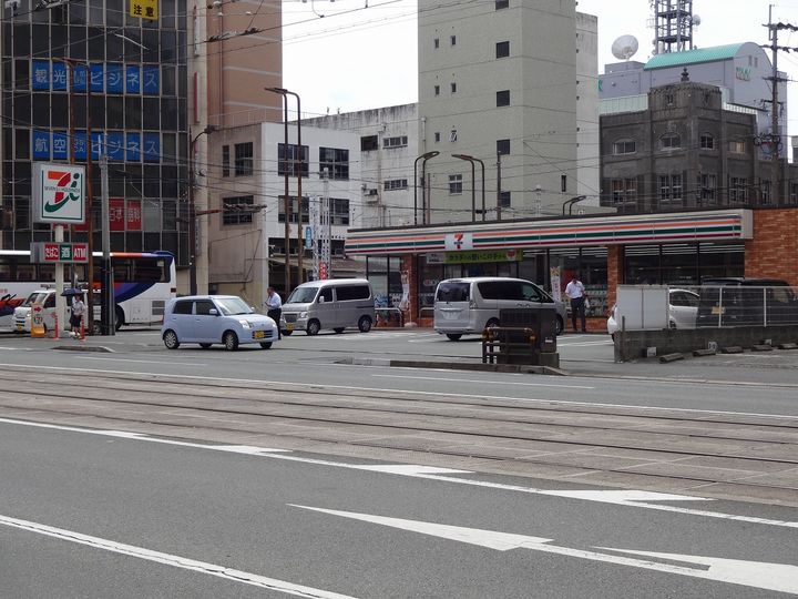 朝日プラザ新町の周辺