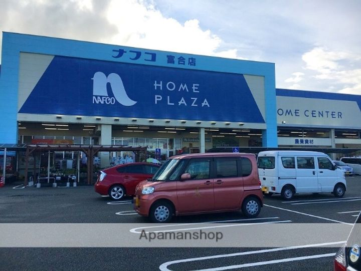リヴィエールⅢの周辺
