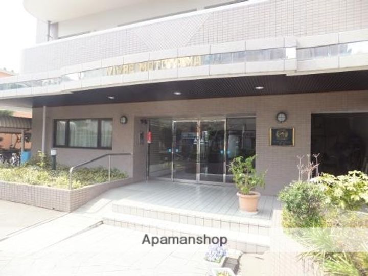 ビブレ本山の外観