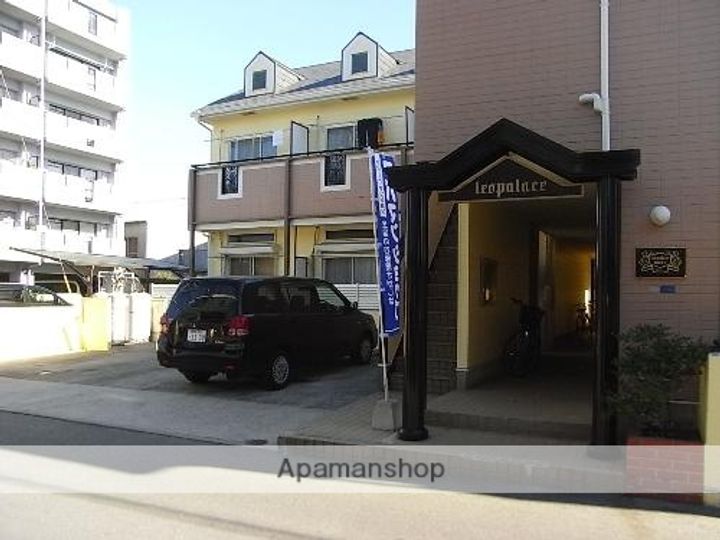 レオパレス南高江Ⅱの外観