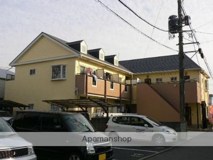 レオパレス南高江Ⅱの外観