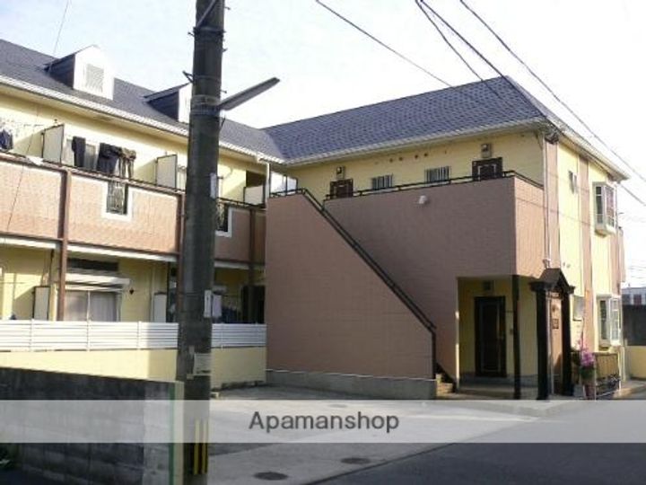 レオパレス南高江Ⅱの外観