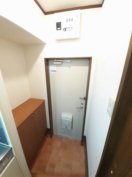 サンシャイン・アイの玄関