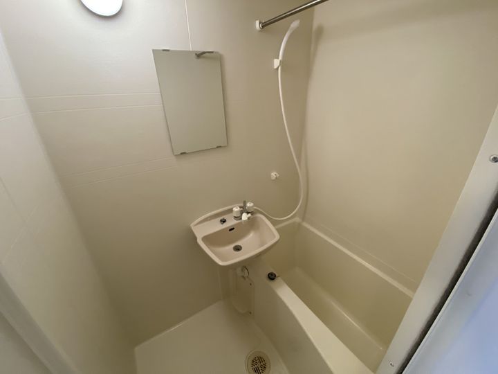 レオパレスシャルム花園210の風呂