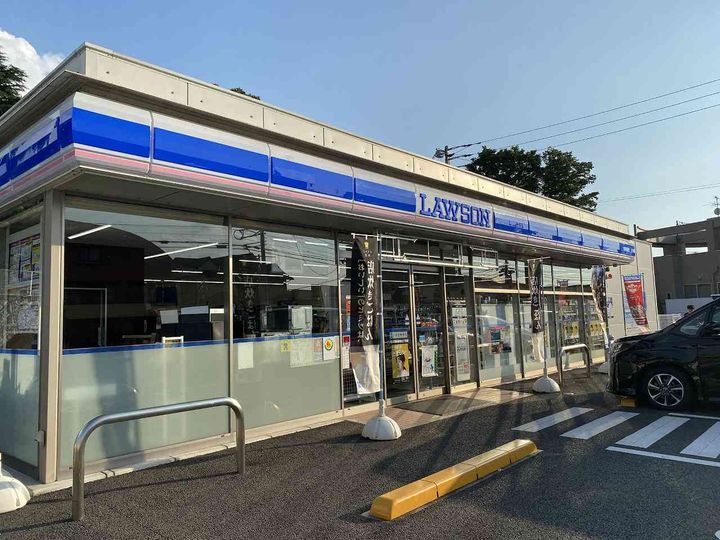 レオパレス康陽舎101の周辺