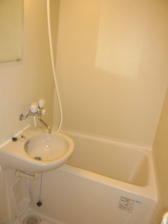 レオパレス戸島Ⅱ106の風呂