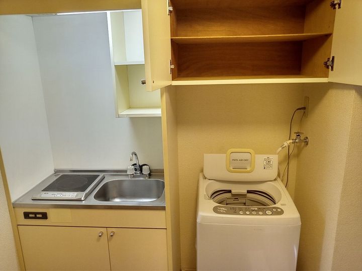 レオパレス建山弐番館102のキッチン