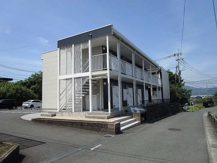 レオパレスデラシネ108の外観