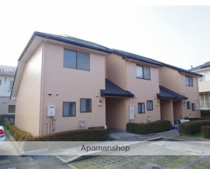 タウンハウス東1号棟の外観